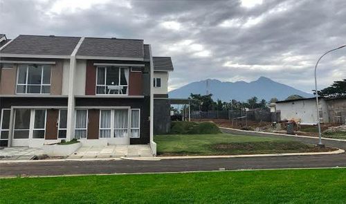 foto posisi tengah perumahan Bogor Village