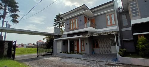 foto contoh rumah perumahan Paulan Nirwana Residence