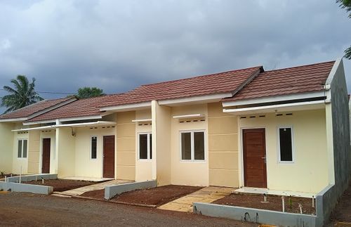 foto posisi tengah perumahan BUMI NANGGERANG MANDIRI