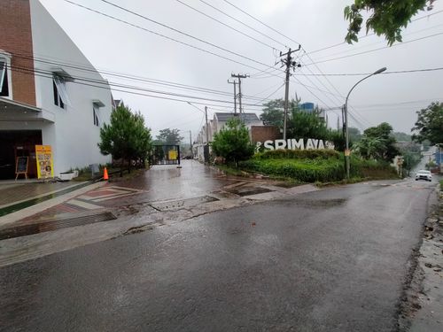 foto gerbang perumahan Srimaya View