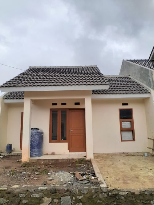 foto tampak rumah tipe 45 perumahan PERMATA BIRU