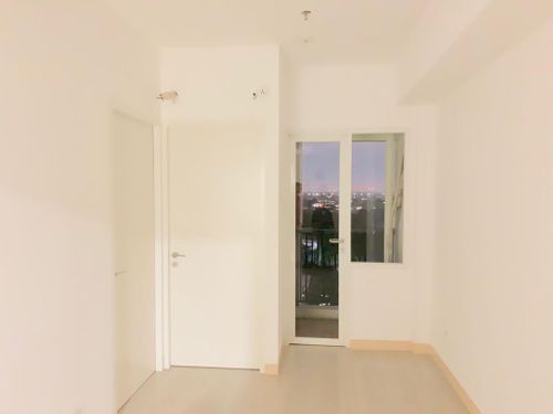 foto tampak rumah tipe TWO BEDROOM perumahan Urban Heights Residences