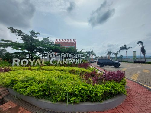 foto gerbang perumahan SAMESTA ROYAL CAMPAKA