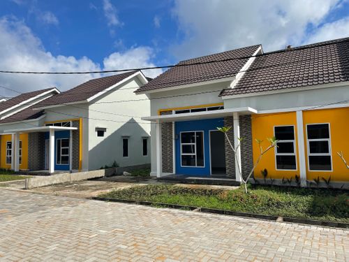 foto contoh rumah perumahan WATER FRONT CITY