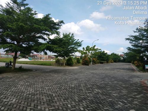 foto posisi tengah perumahan CEMARA SUITES