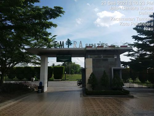 foto gerbang perumahan CEMARA SUITES