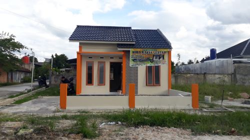 foto tampak rumah tipe RSH 36 perumahan WIRA KARYA LESTARI