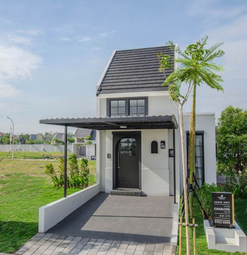 foto tampak rumah tipe CHARLOTTE perumahan CitraLand Driyorejo CBD