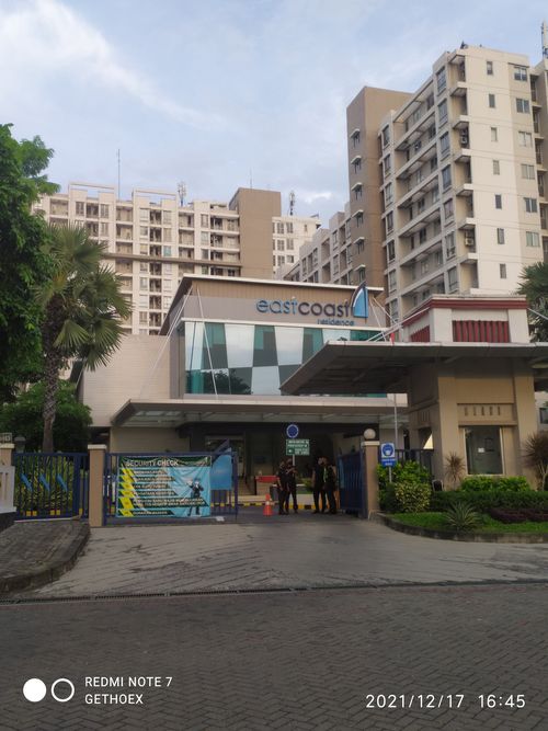 foto gerbang perumahan EASTCOAST RESIDENCE PAKUWON CITY
