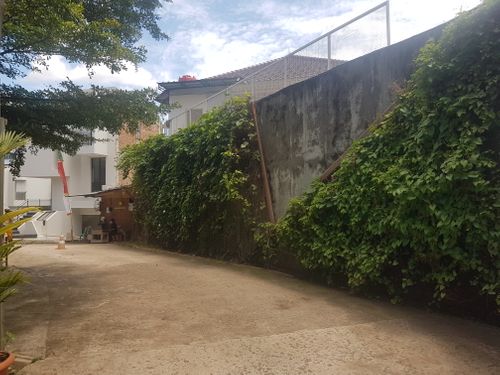 foto gerbang perumahan V Townhouse