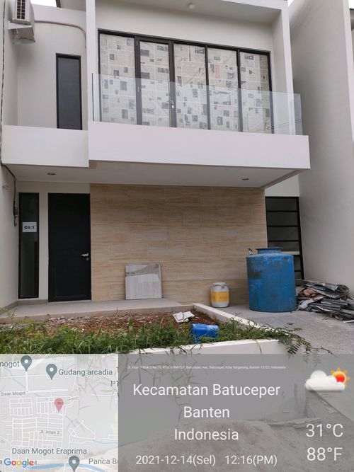 foto tampak rumah tipe EMERLAD D 3 NO 7 perumahan Daan Mogot Arcadia