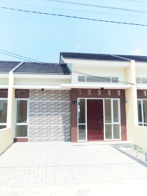 foto tampak rumah tipe C-08 30/91 perumahan Graha Puri Jejalen