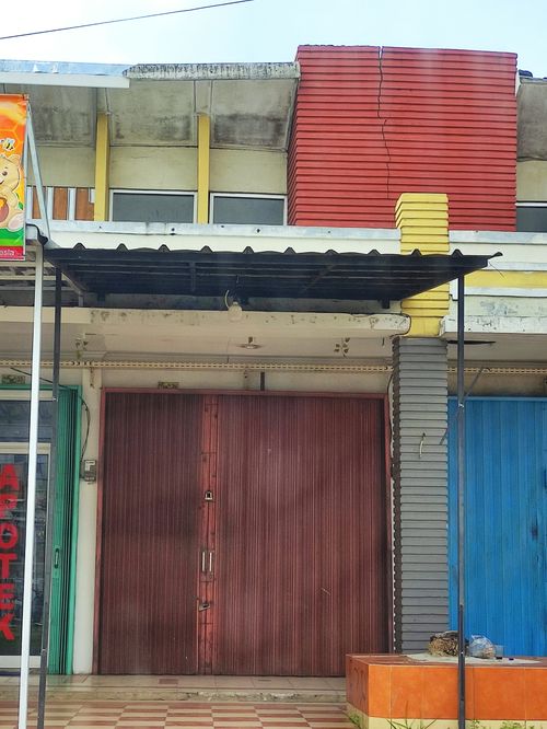 foto contoh rumah perumahan Mutiara Gading Timur