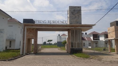 foto gerbang perumahan SPRING RESIDENCE SIDOARJO