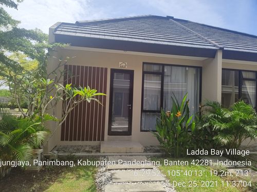 foto contoh rumah perumahan LADDA BAY VILLAGE