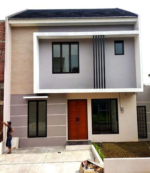 foto tampak rumah tipe 139/153 perumahan KEBUN RAYA RESIDENCE