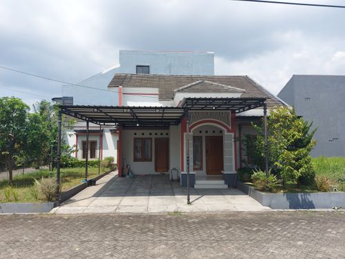 foto posisi tengah perumahan SAPPHIRE RESIDENCE TAHAP 1