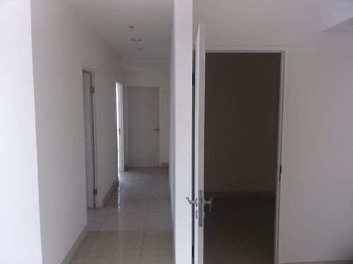 foto tampak rumah tipe EMERALD 3 BR SUITE perumahan GRAND KAMALA LAGOON TOWER EMERALD & BARCLAY