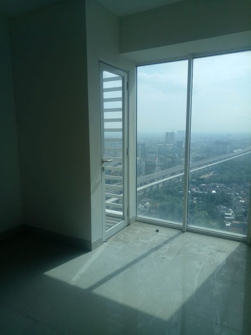 foto tampak rumah tipe BARCLAY 1 BR D perumahan GRAND KAMALA LAGOON TOWER EMERALD & BARCLAY