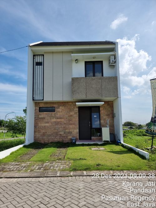 foto contoh rumah perumahan ROYAL PANDAAN