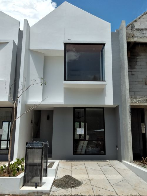foto tampak rumah tipe Kara perumahan GYAN SERPONG RESIDENCE