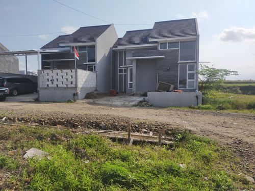 foto tampak rumah tipe 40 B perumahan GRIYA SATRIA MANDALATAMA Karanglewas Kidul
