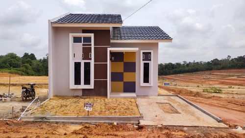 foto tampak rumah tipe RHS 36 perumahan PERMATA LAND 2 BLOK JASPER