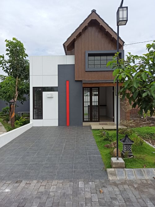 foto tampak rumah tipe Sakura 2 perumahan GRHA TAMAN PELANGI 2 CLUSTER OSAKA