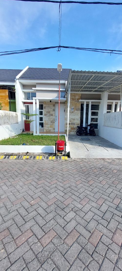 foto tampak rumah tipe PERMATA T.46/84 AA 10 perumahan PERMATA REGENCY
