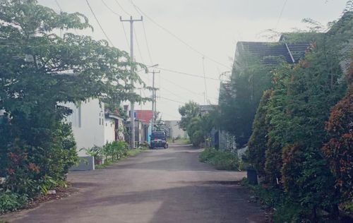 foto posisi tengah perumahan BUMI TERISI ELOK