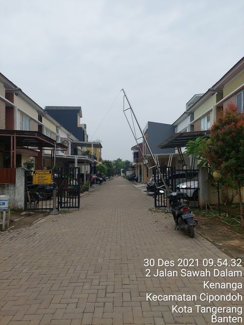 foto gerbang perumahan Magnolia Park 1
