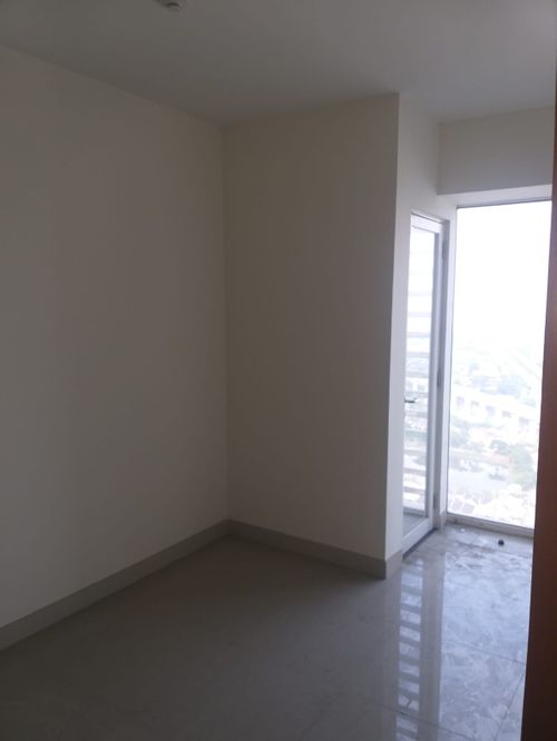 foto tampak rumah tipe BARCLAY 1 BR G perumahan GRAND KAMALA LAGOON TOWER EMERALD & BARCLAY