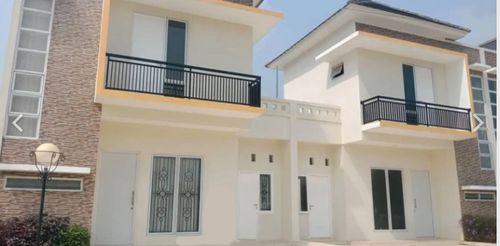 foto tampak rumah tipe Onyx perumahan Emerald Lake Cilegon