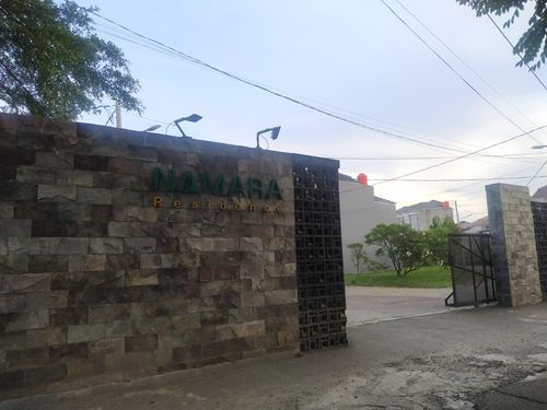foto gerbang perumahan Namara Residence