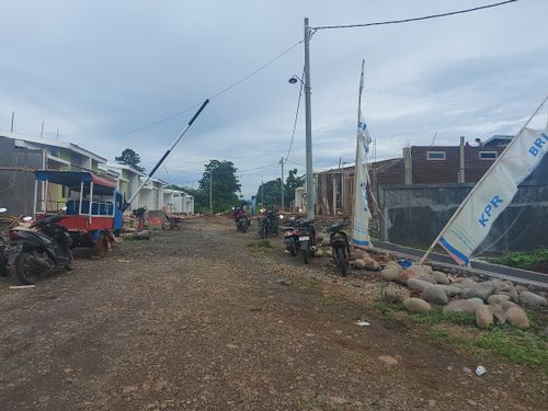 foto gerbang perumahan BUKIT PANDAWA REGENCY