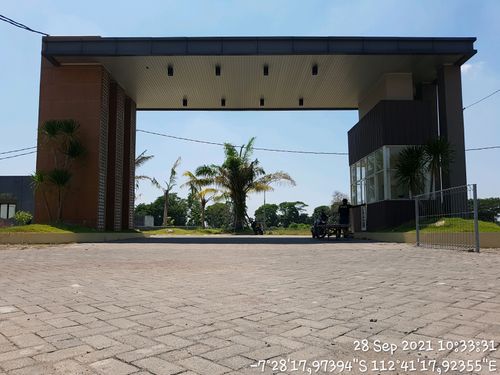 foto gerbang perumahan ROYAL INDAH REGENCY