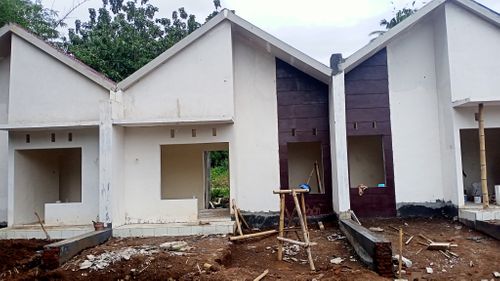 foto contoh rumah perumahan QUEEN CEMPAKA