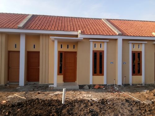 foto tampak rumah tipe SUBISIDI perumahan GRAHA CISADANE ASRI