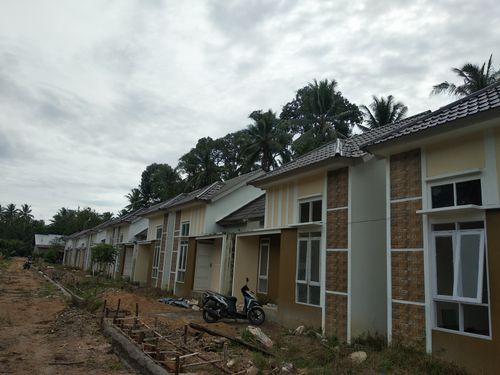 foto posisi tengah perumahan BUMI ROYAL KATNIS PERDAMAIAN TAHAP 2 BLOK B