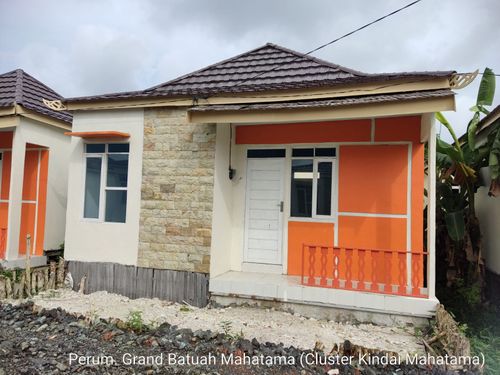 foto tampak rumah tipe Limas Sasikat perumahan Cluster Kindai Mahatama