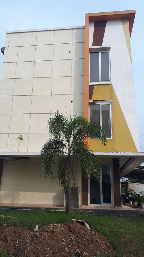 foto tampak rumah tipe SUDUT-3 LANTAI perumahan RUKO SUNTER NIAGA MAS