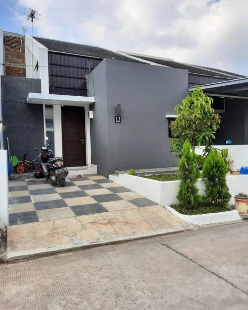 foto tampak rumah tipe 40 perumahan PRIMA AMERTA RESIDENCE