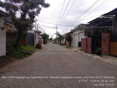 foto posisi tengah perumahan Istana Tegal Besar Vilonia