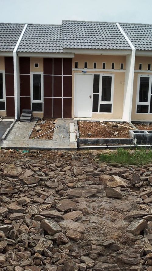 foto tampak rumah tipe 30/60 T-3 perumahan Senopati Estate Cikande
