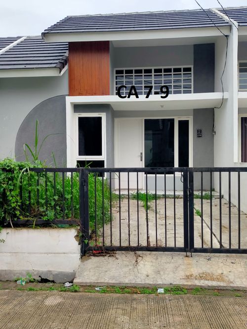 foto tampak rumah tipe Prapanca -32 perumahan GRAND RESIDENCE CITY
