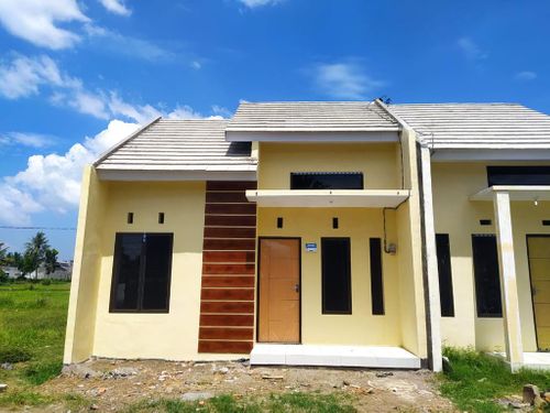 foto tampak rumah tipe 30 perumahan WIROLEGI REGENCY II