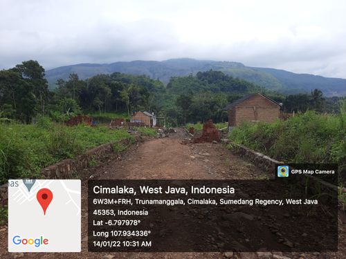 foto posisi tengah perumahan Grand Park Cimalaka 2