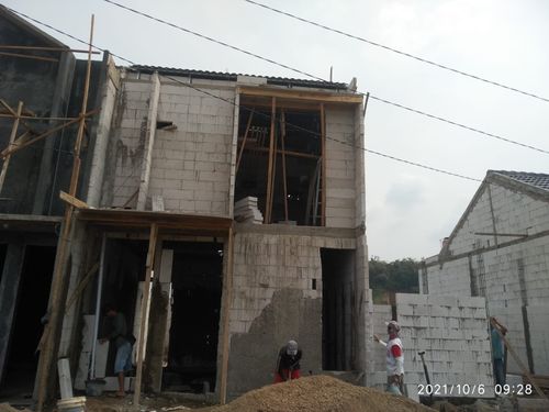 foto tampak rumah tipe 33 Mezzanine (359) perumahan Griya Pataruman Asri 3