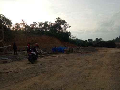 foto posisi tengah perumahan SULTRA HILLS RESIDENCE