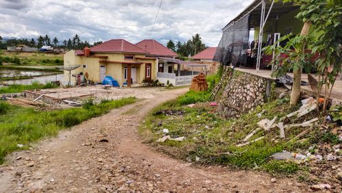 foto gerbang perumahan WAHANA TIAKAR RESIDENCE